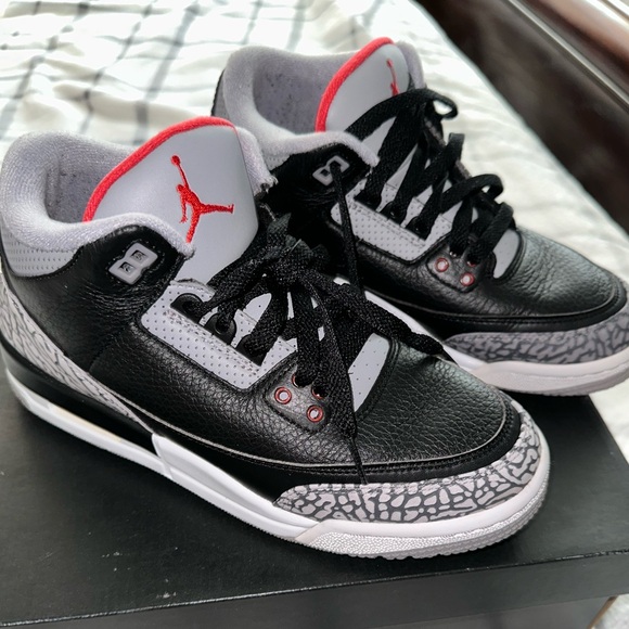 Air Jordan 3 Retro OG Black Cement Boys - Picture 3 of 8